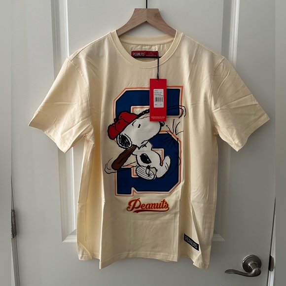 Peanuts T Shirt Cream Size Large Brand New - Picture 7 of 10